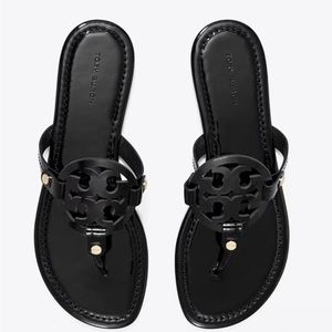 Pre-Owned Black Patent Leather TORY BURCH Miller Sandals